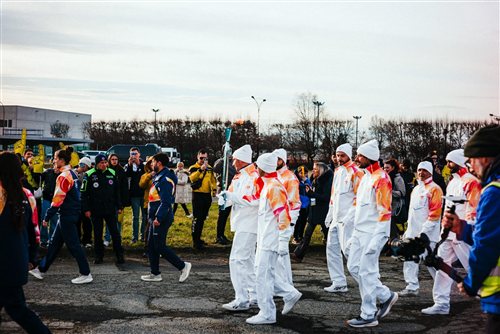 La Fiaccola Olimpica di Milano Cortina 2026 illumina Crescentino